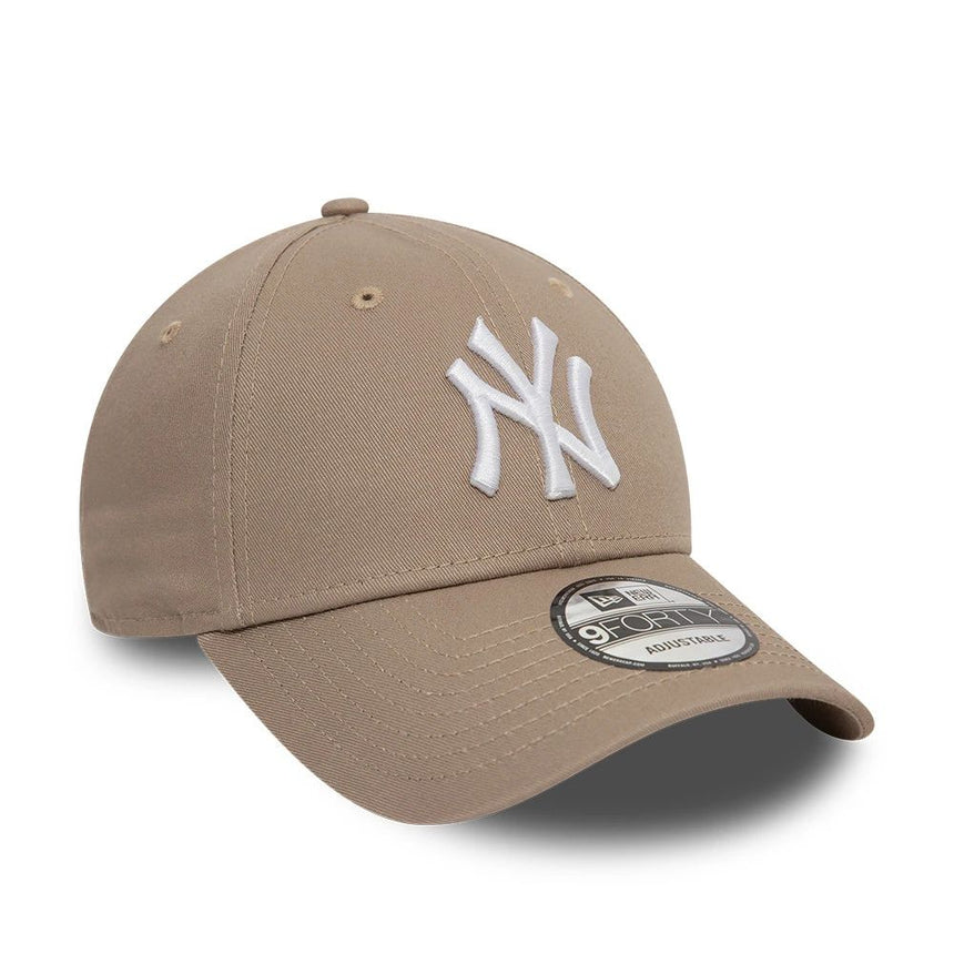 Gorra del equipo 9FORTY Essential de la Liga NOS de New Era de los Yankees de Nueva York de la MLB
