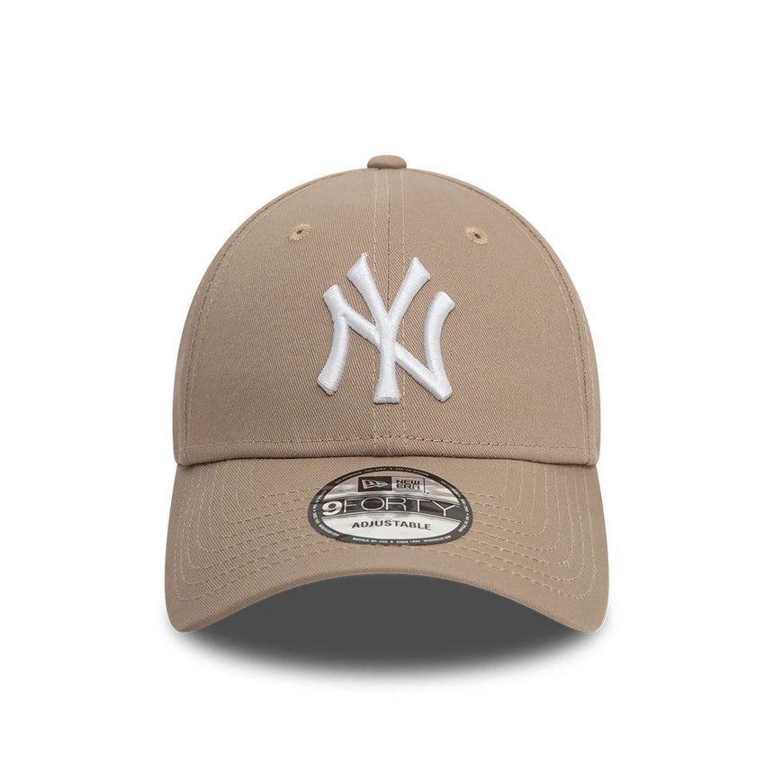Gorra del equipo 9FORTY Essential de la Liga NOS de New Era de los Yankees de Nueva York de la MLB