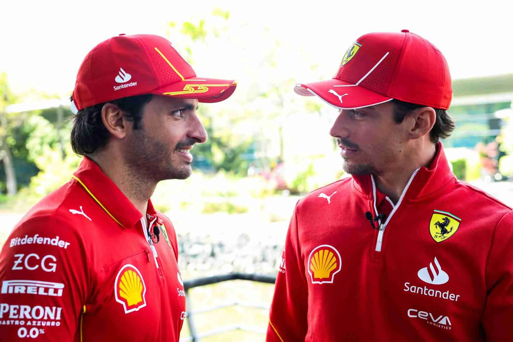 Bestellung von Scuderia Ferrari Caps online