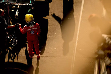 Hamilton kritisiert Ferraris späte Hilfe im Titelkampf