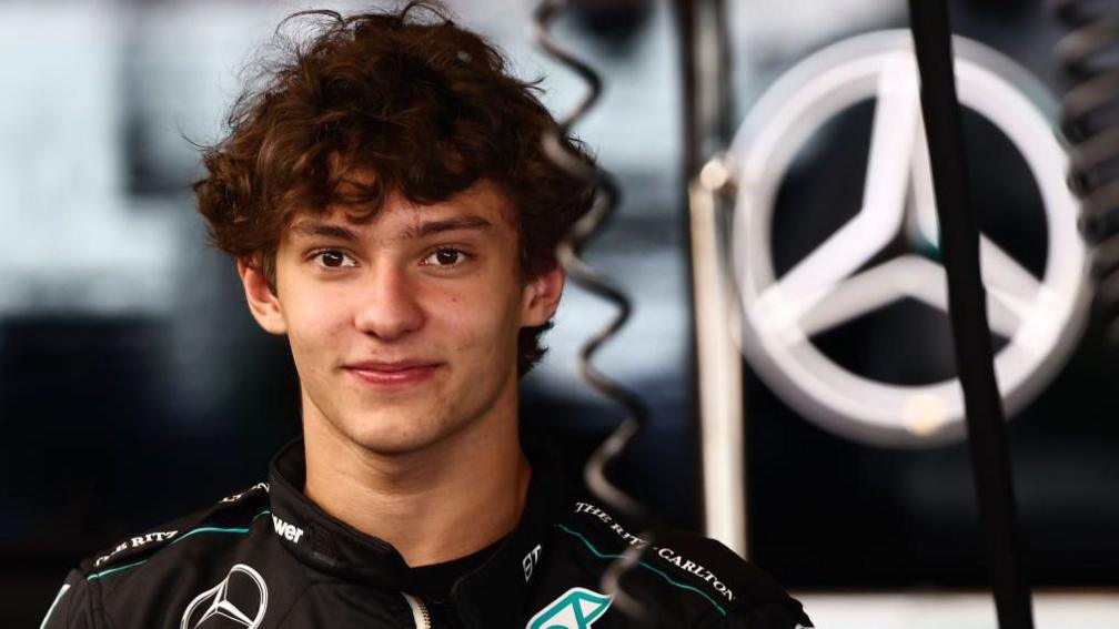 Schock in Suzuka: Antonelli auf Pole, Verstappen fliegt raus!