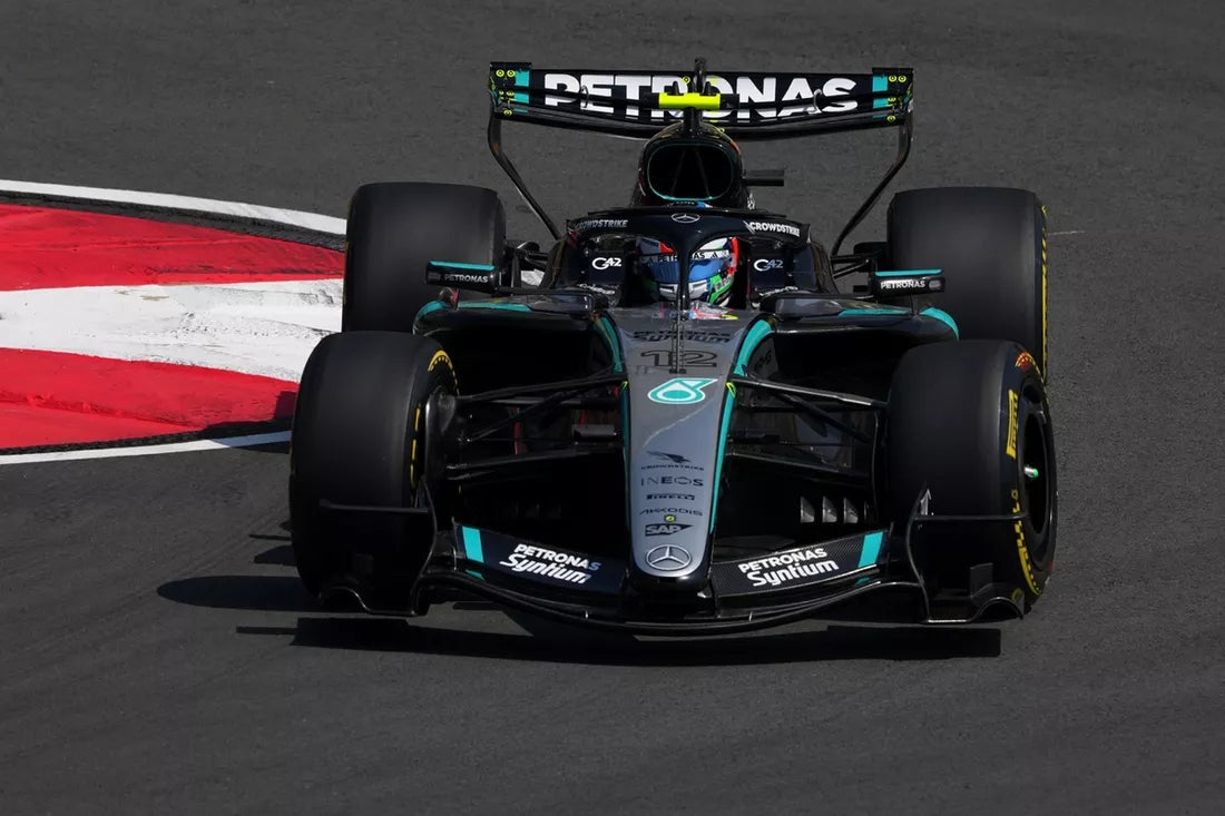 Russell siegt, Verstappen stark, Ferrari kämpft