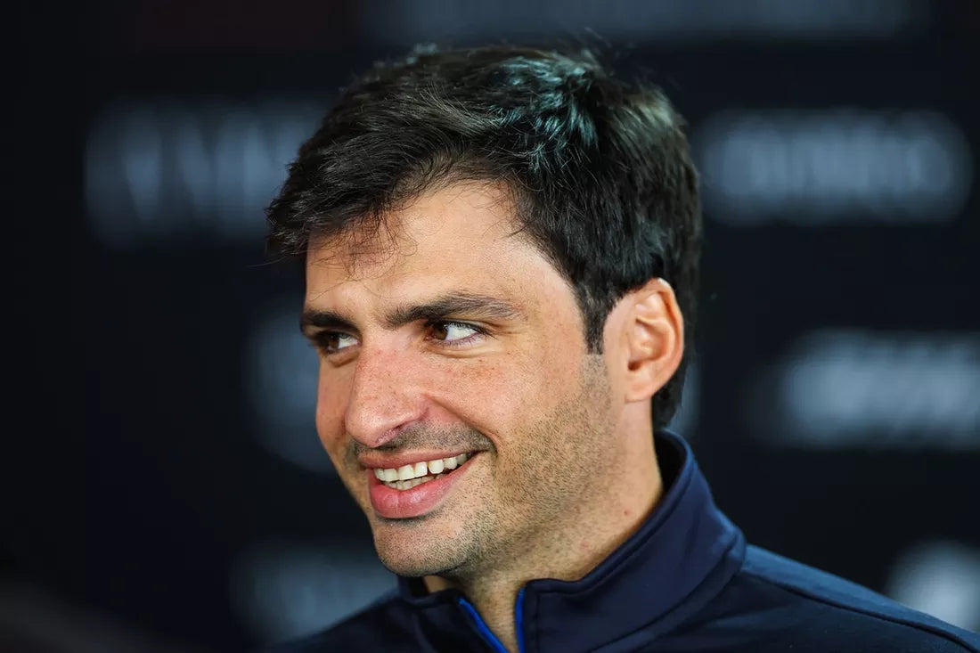 Sainz kämpft mit Strafen und Technikproblemen