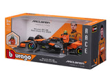 McLaren Modellauto, bburago, Lando Norris, 1:24, #4, MCL38, mit Fahrer