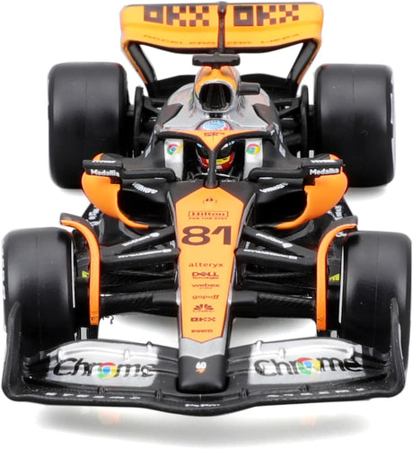 McLaren F1 Modellauto, mit Helm, MCL60, bburago, 1:43, Oscar Piastri #81