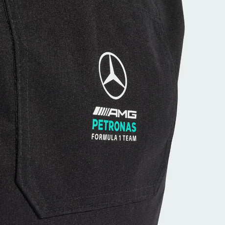 -_AMG_F1_DNA_Black_KF1779_41_detail-web-use.webp